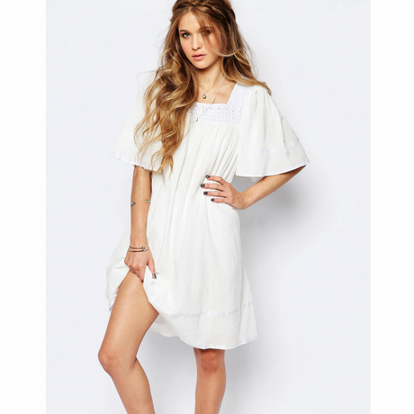 Witte jurk met mouwen