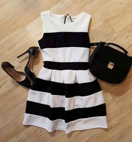 Zwart wit gestreepte jurk