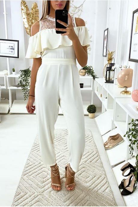 Witte jumpsuit met kant