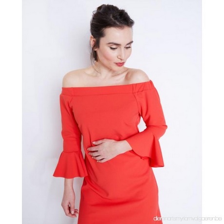 Koraal rode jurk