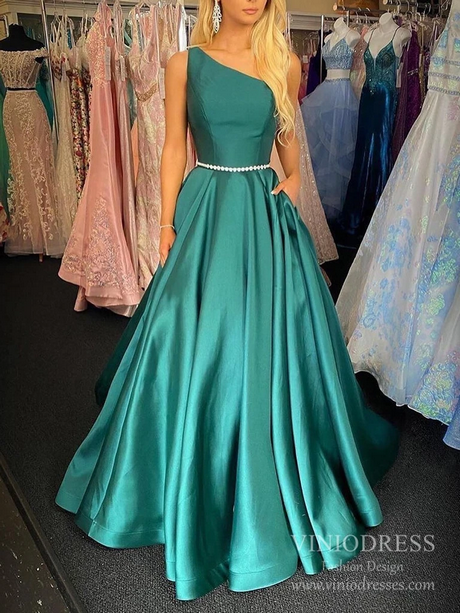 Turquoise homecoming jurken