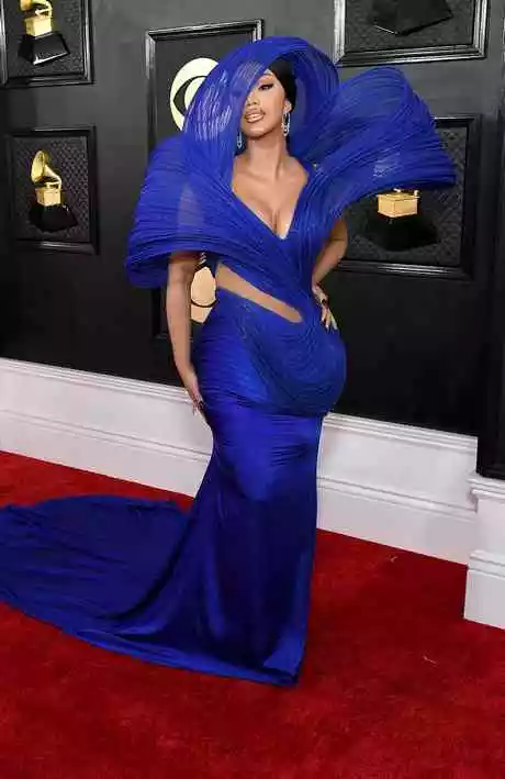 Cardi B dress Grammy ' s 2023