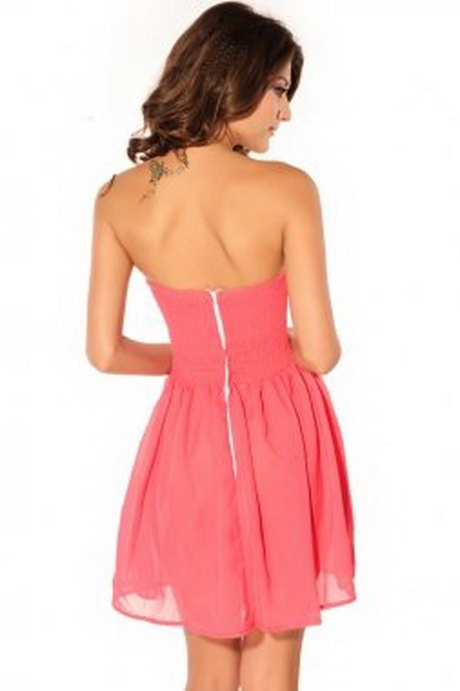 Licht roze jurk