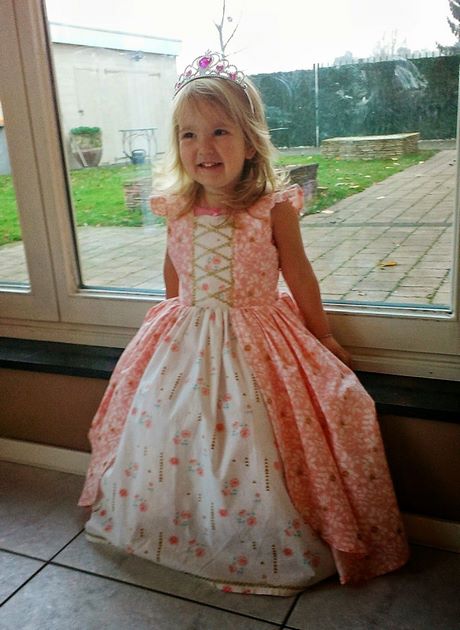 Prinses kleedjes