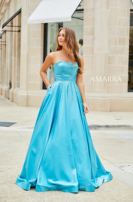 Strapless prom jurk