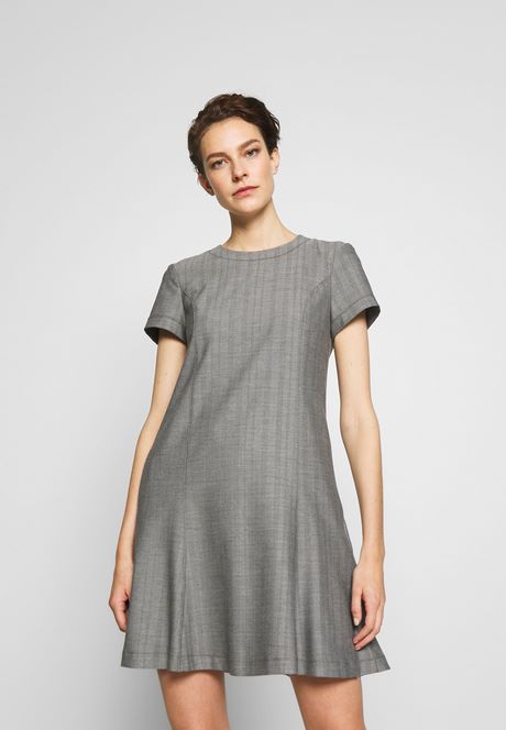 Zalando t shirt dress